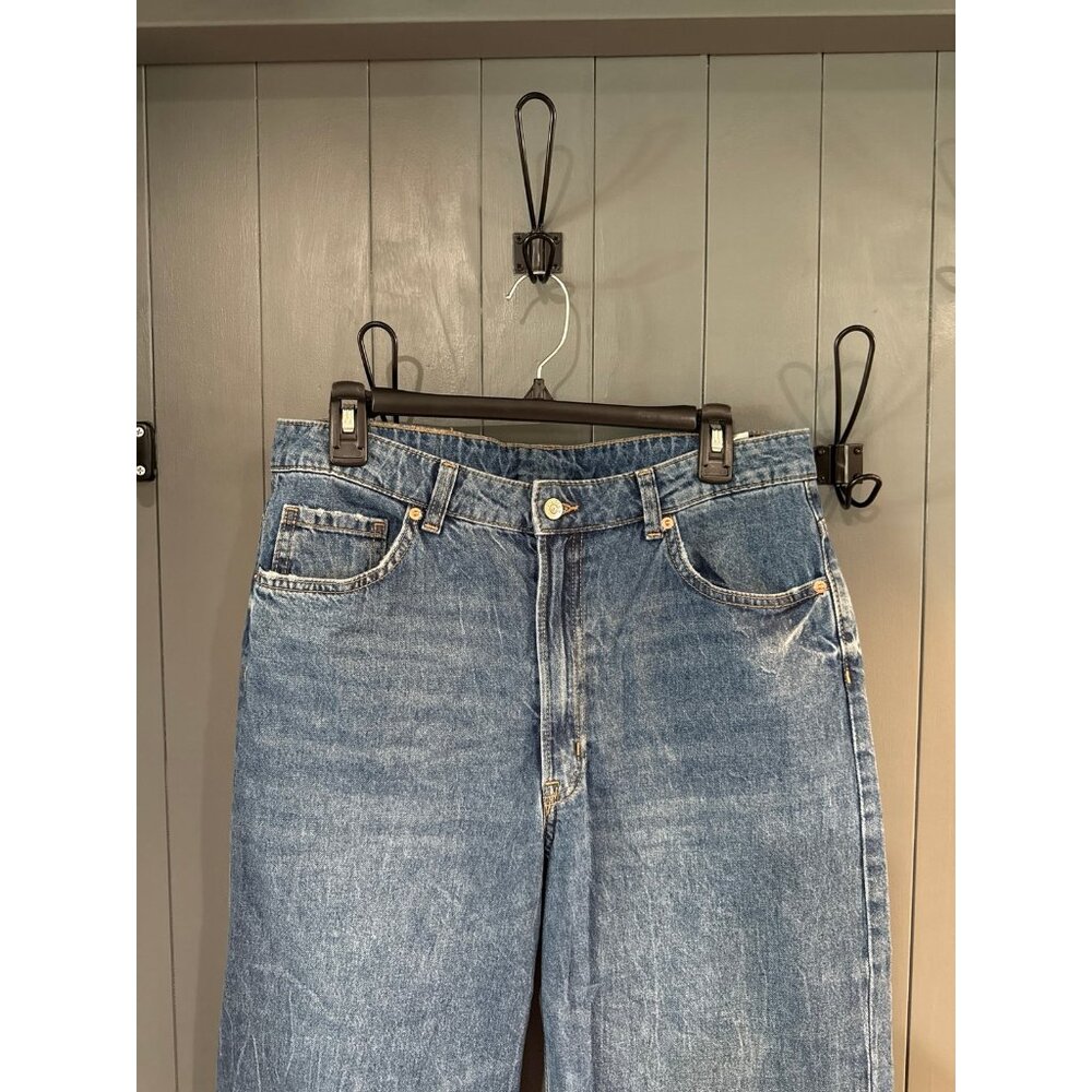 H&M wide leg medium wash jeans